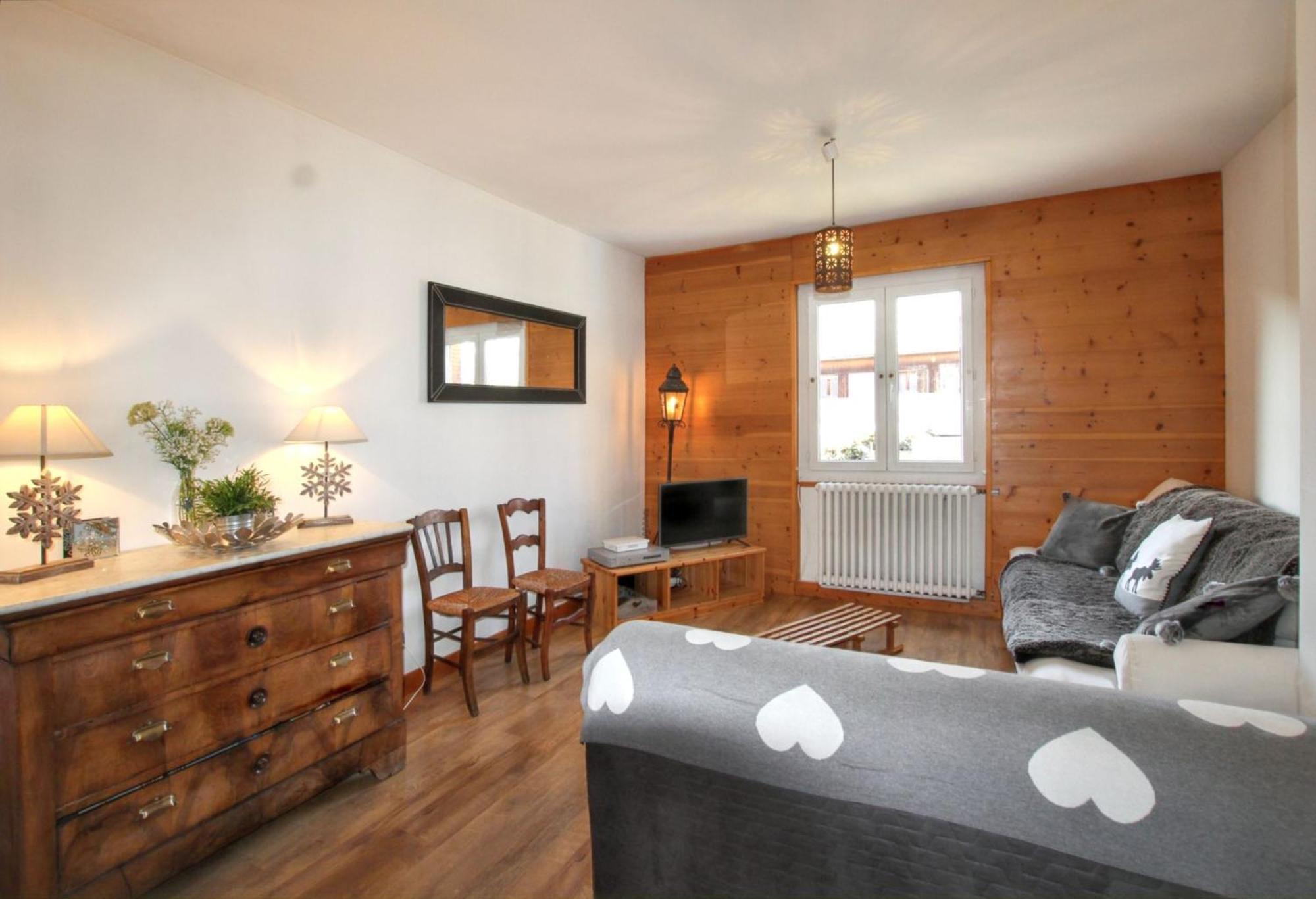 Spacieux A Vue Montagne Et Terrasse 86 M² * Briançon