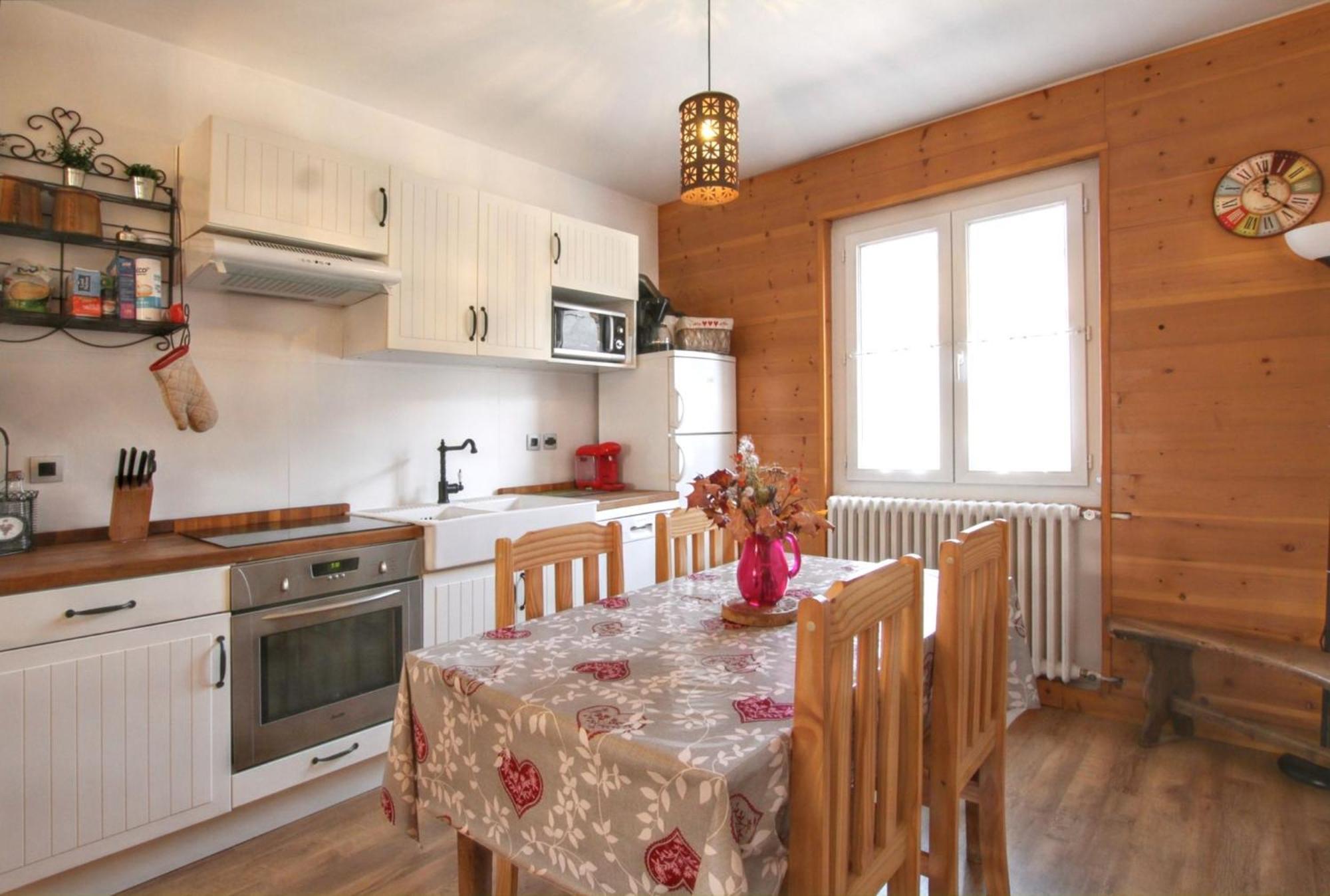 Spacieux A Vue Montagne Et Terrasse 86 M²